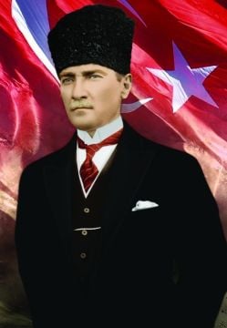 Anatolian Puzzle Mustafa Kemal Atatürk 260 Parça Puzzle