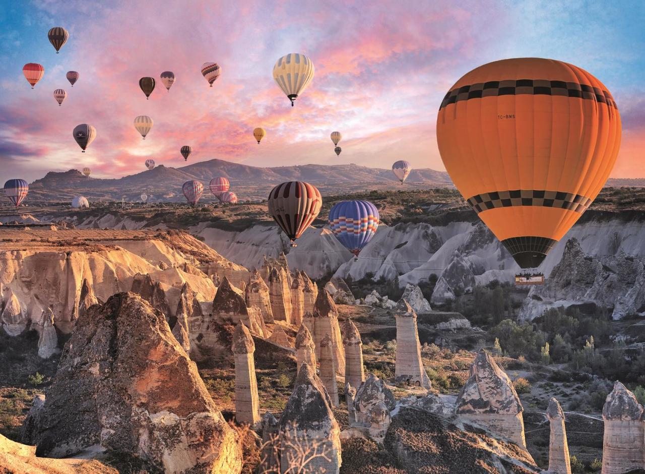 Trefl Puzzle Balloons Over Cappadocia 3000 Parça Puzzle