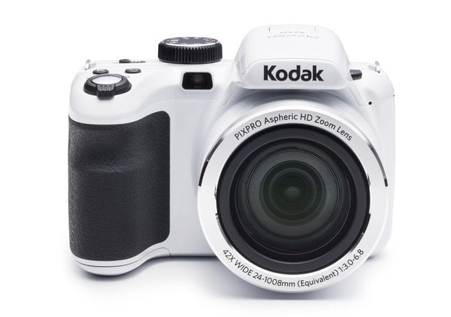 Kodak PixPro AZ422 Dijital Fotoğraf Makinesi Beyaz