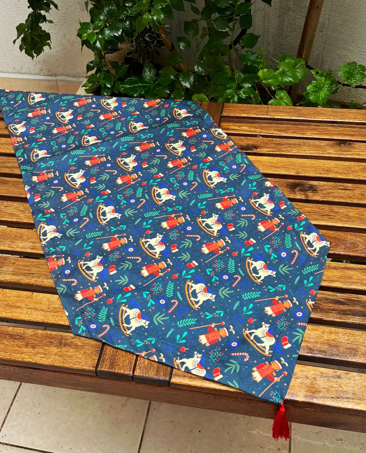 Kurşun Asker Desenli Runner