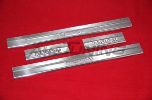 Nissan Qashqai Krom Kapı Eşiği Takımı 2007-2010 Paslanmaz Çelik