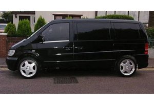 Mercedes Vito Krom Cam Çıtası 2Prç 1998-2004 Arası P.Çelik