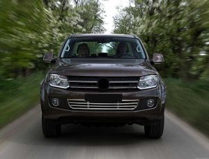 OMSA VW Amarok Krom Ön Panjur 4 Parça Dar Model 2010-2016 Arası