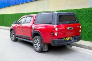 OMSA Toyota Hilux Omcap Camlı Kabin Camp Paslanmaz Çelik 2015 ve Sonrası