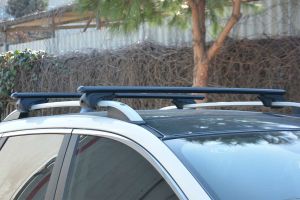 Nissan Navara Siyah Ara Atkı 2 Parça  Bold Bar 96-112cm 2005-2014 Arası