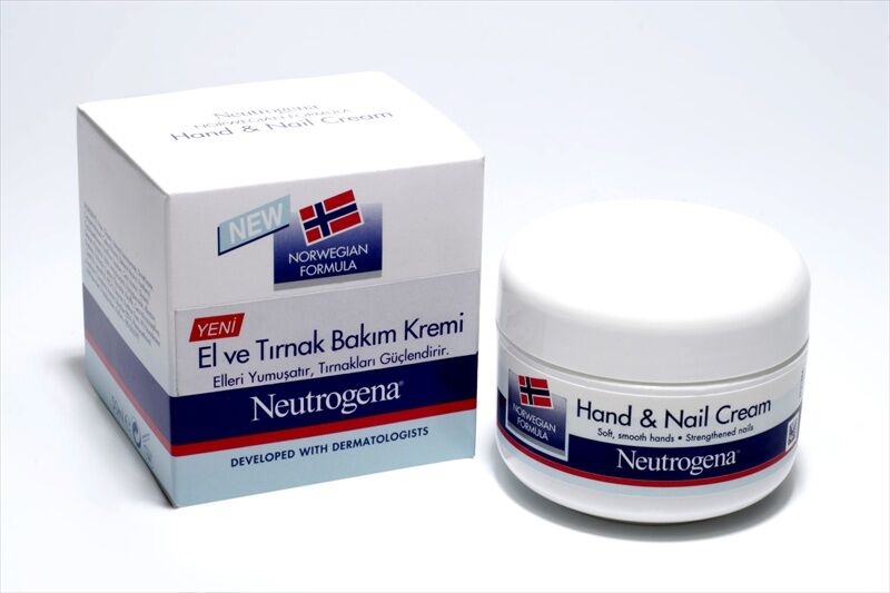 Neutrogena El ve Tırnak Bakım Kremi 75 ml