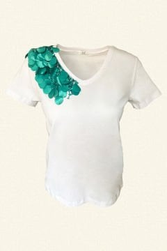 Turquoise Beaded Tassel Detailed V-Neck White T-Shirt
