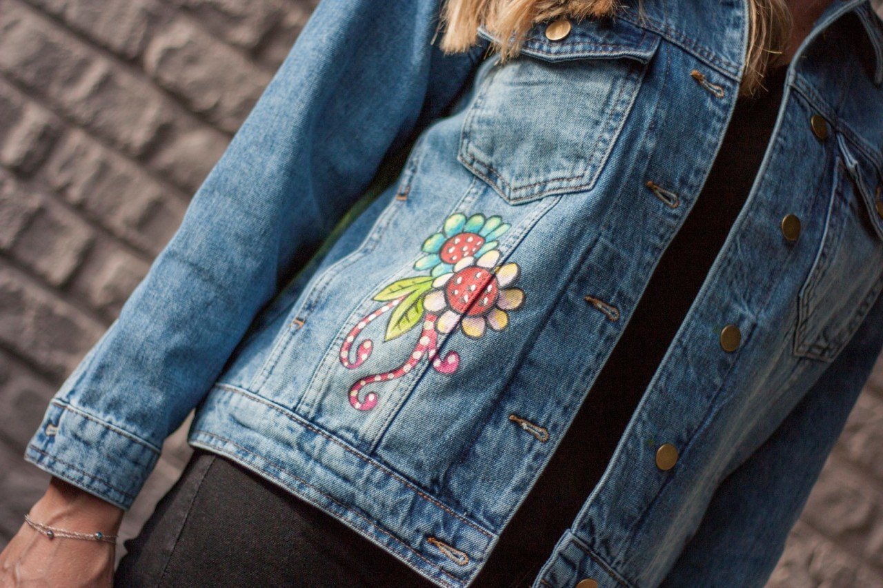 Frida jean jacket sales