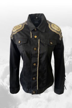 Omuzları Sırma Armalı Siyah Jean Ceket