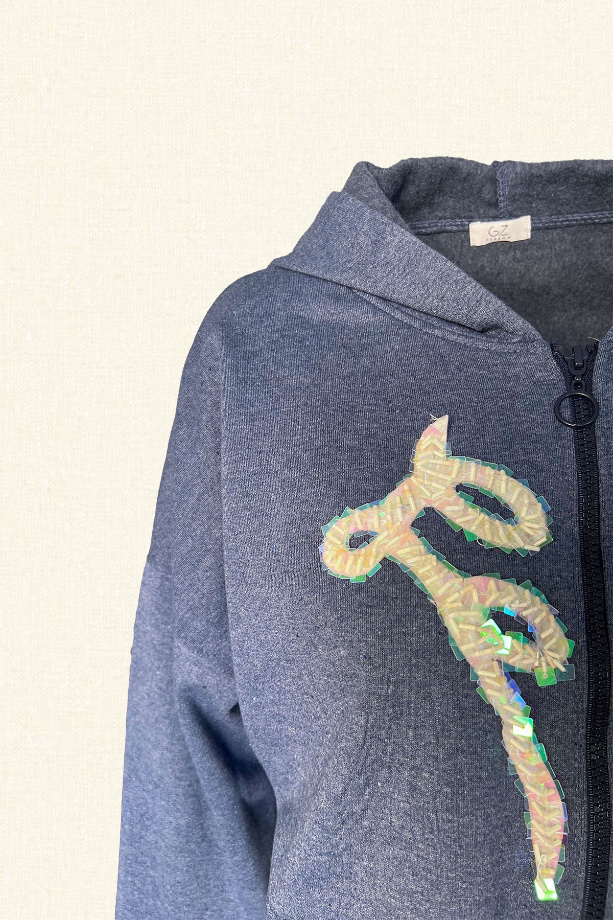 Beyaz İşlemeli Mavi Kapüşonlu Oversize Sweatshirt