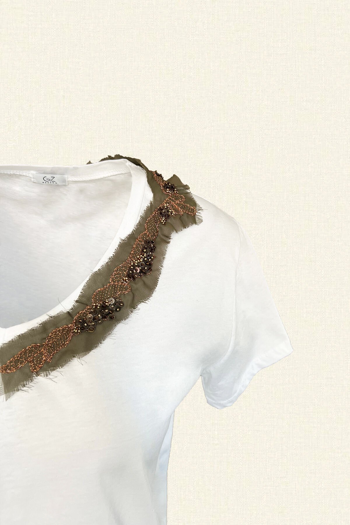 V-Neck Basic White T-Shirt with Bead Embroidery on Green Tulle