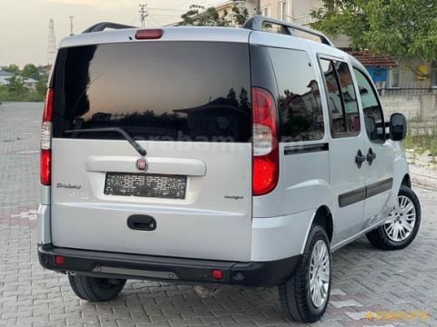 Fiat Doblo 3.Stop Lambası Bagaj Kaputu Yukarı Açılan Bütün Olanlar 2001 ve Sonrası