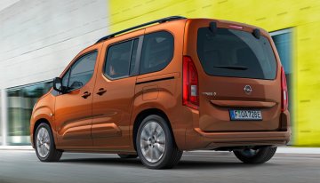 Opel Combo E Arka Sol Stop Lambası 2019 Model ve sonrası Orjinal PSA Markasıdır