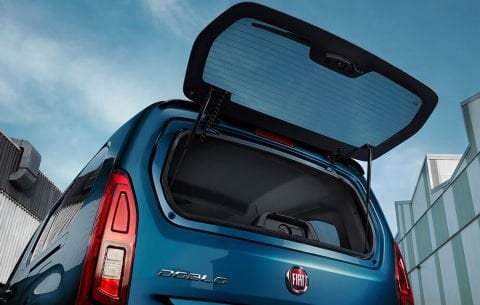Fiat Doblo Arka Sol Stop Lambası 2022 Model ve Sonrası Orjinal PSA Markadır