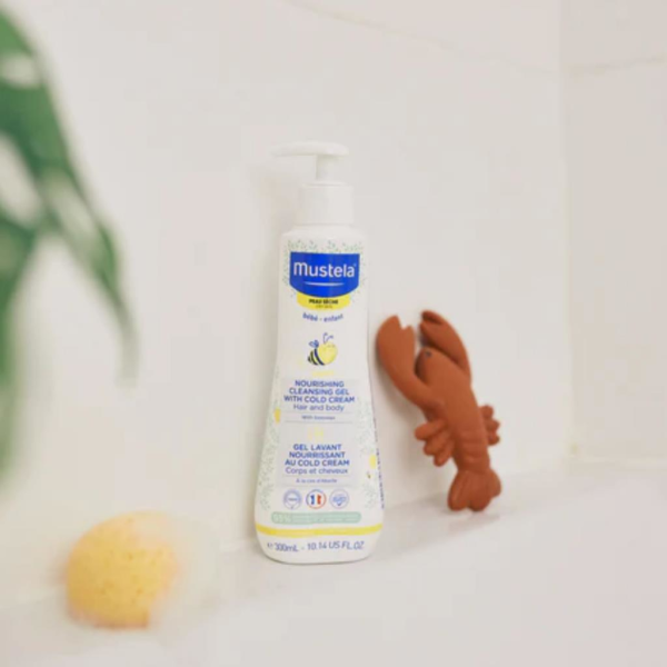 Mustela Nourishing Cleansing Gel With Cold Cream 300 ml