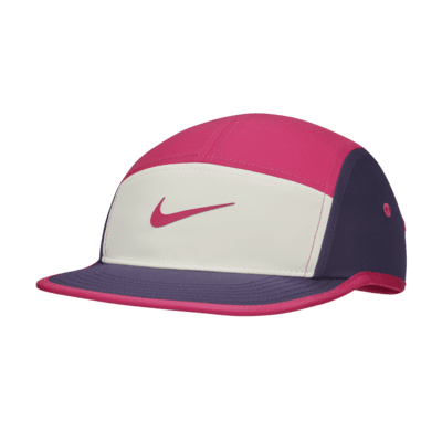 Nike Dri-FIT Fly Yumuşak Swoosh Şapka