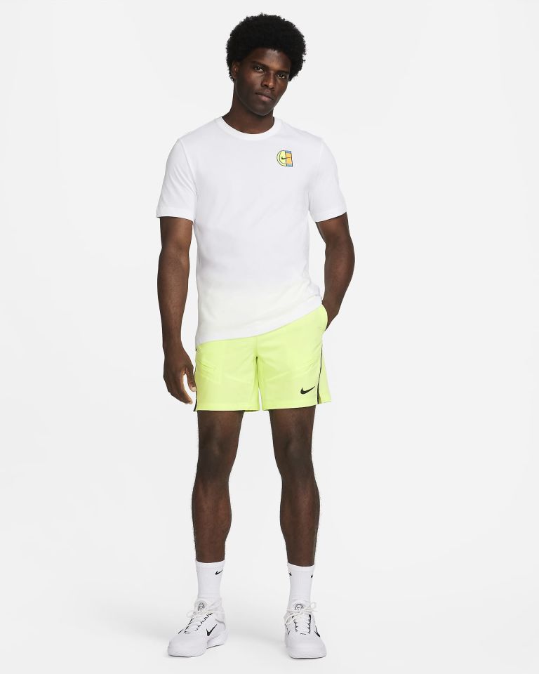 NikeCourt Advantage Dri-FIT 18 cm Erkek Tenis Şortu