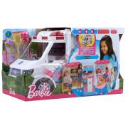 Barbie Nin Ambulansı Oyun Seti FRM19