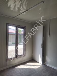 3x9=27m2.Yaşam Konteyneri