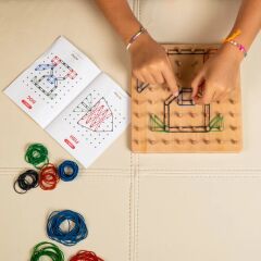 GeoBoard - Ahşap Lastikli Şekiller Montessori Geometri Oyunu