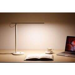 Xiaomi Masa Üzeri Akıllı LED Lamba