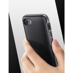 Anker Karapax Breeze Apple iPhone 7 - 8  Koruyucu Kılıf Siyah