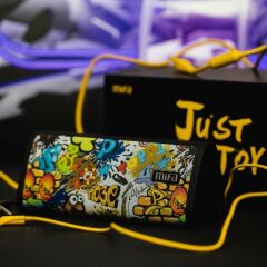 Mifa A10 Taşınabilir Kablosuz Bluetooth Hoparlör - 10W - IP45 Suya Dayanıklı - TWS - Graffiti