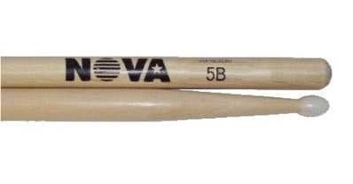 BAGET(ÇİFT) NOVA 5B NYLON TIP, HICKORY, 16''x0.595'', MEDIUM TAPER, TIP: NYLON /TEAR DROP (DAMLA), SURFACE: MEDIUM/LACQUER