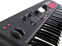 Korg Kross 2 61 Tuşlu Siyah Synthesizer Workstation