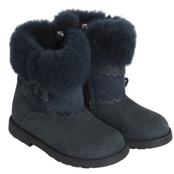 Kız Bebek Muflonlu Bot