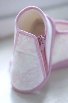 Kız Bebek Ev Terliği