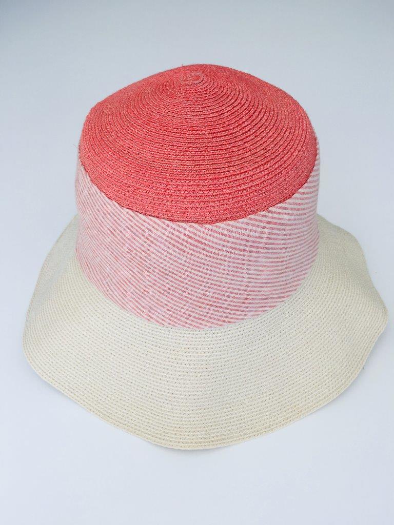 Üç Renkli Koton Şapka