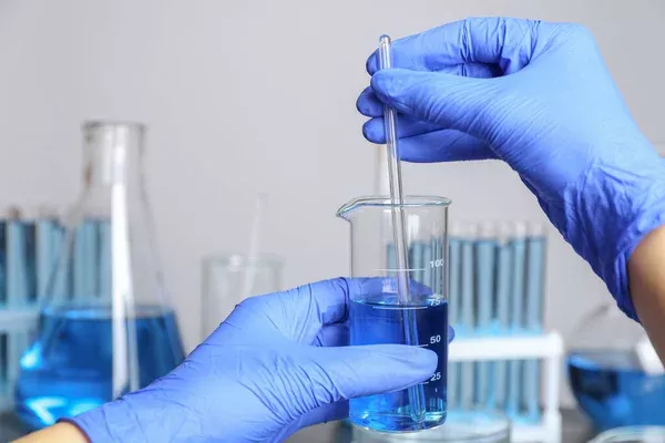 Laboratuvarlarda Karıştırma Çubukları: Türleri ve Kullanım Alanları