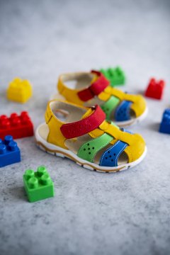 Renkli  Deri Çocuk Sandaleti