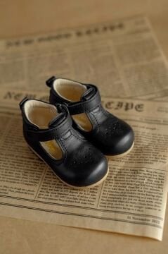 %100 El Yapımı- Ortopedik Siyah Deri İlk Adım Çocuk Ayakkabısı