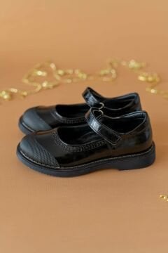 Nil-Siyah Deri Kız Çocuk Klasik Okul Ayakkabısı