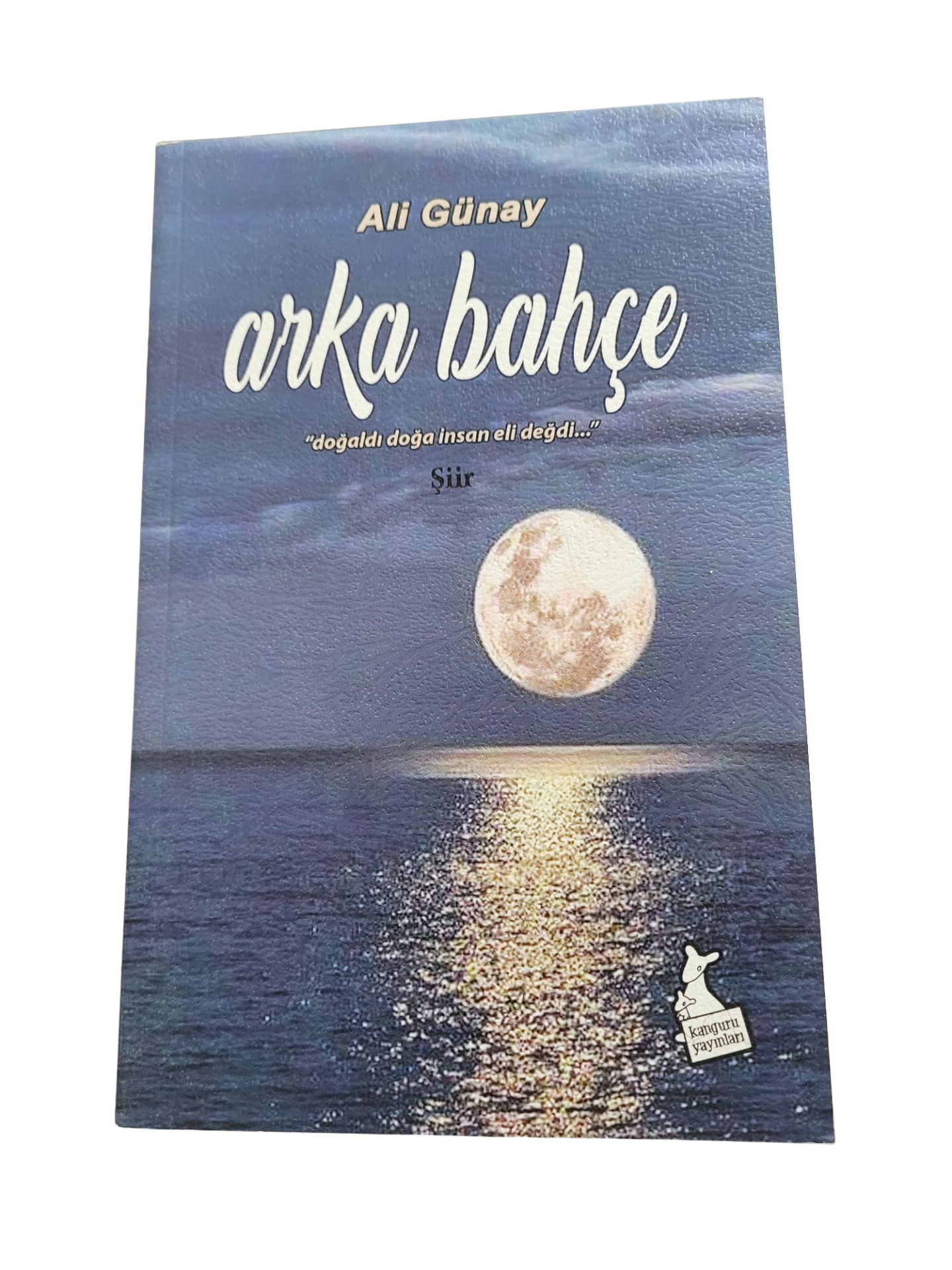 Arka Bahçe - Kitabı