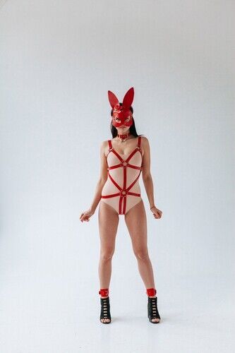 Kadın Kırmızı Tavşan Maskeli Özel Bölgeleri Açık Seksi Fantezi Bodysuit