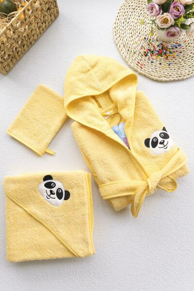Panda İşlemeli Çocuk Bornoz Seti