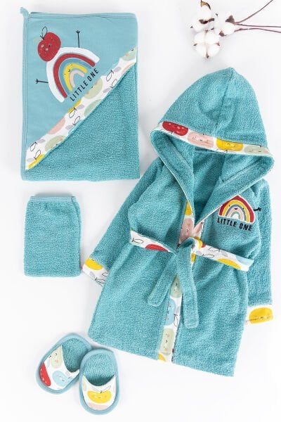 Gökkuşağı Temalı 4 Parça Bebek Havlu Bornoz Seti