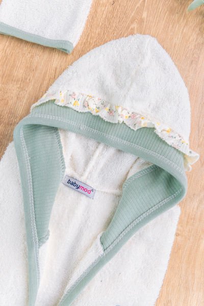 Çiçekli Nakış İşlemeli Fırfırlı 4 Parça Pamuklu Kız Bebek Havlu Bornoz Seti YEŞİL - 0-18 Ay