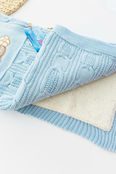 Ayıcık Figürlü Triko Bebek Battaniyesi