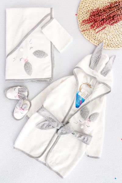 Tavşan Figürlü Bebek Banyo Havlu Bornoz Seti
