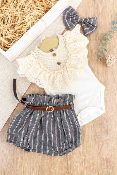 Güpürlü Yakalı Fiyonk Tokalı Yazlık Kız Bebek Tulum Takım