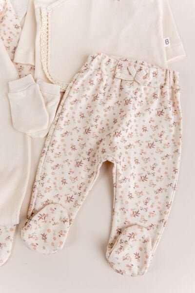 Çiçek Desenli 10'lu Kız Bebek Hastane Çıkışı Bebek Takımı