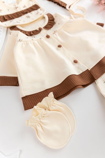 Fırfır Yakalı Önden Düğmeli Çicekli Kız Bebek 5 Parca Hastane Çıkışı Bebek Takımı Kahve  -  0-3 AY