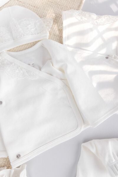 Güpürlü %100 Pamuk 5'li  Kız Bebek Hastane Çıkışı Bebek Takım