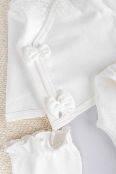 Güpürlü %100 Pamuk 5'li  Kız Bebek Hastane Çıkışı Bebek Takım