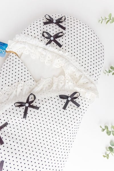 Puantiye Desenli Kız Bebek Kundak