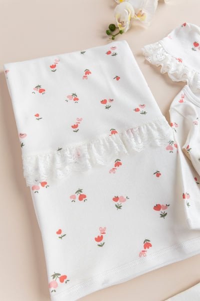 Naturel Çiçek Desenli 8 li Kız Bebek Hastane Çıkşı Bebek Takımı